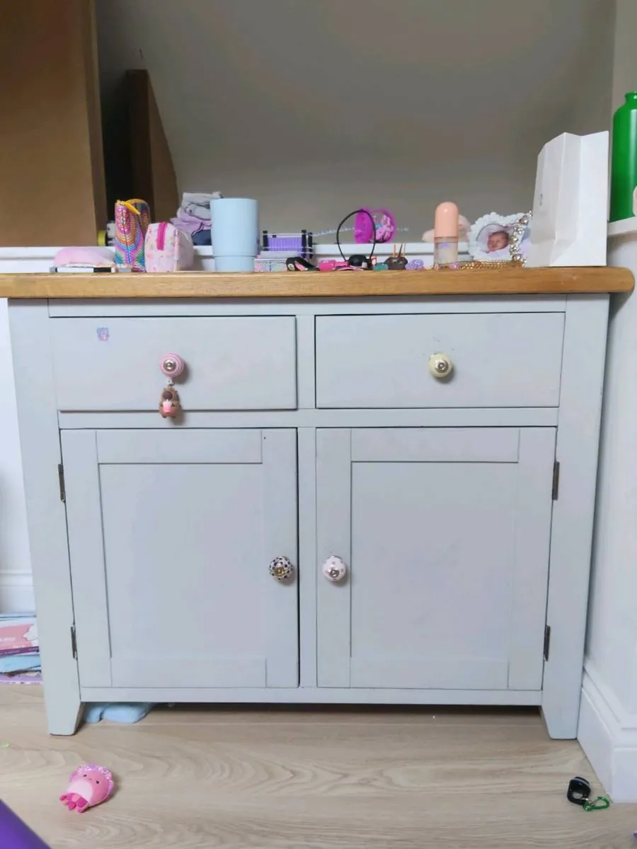 Sideboard