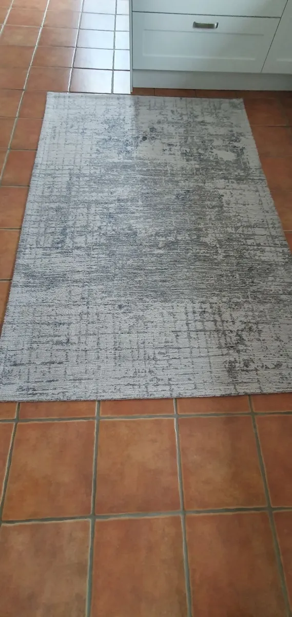 Rug - Image 2
