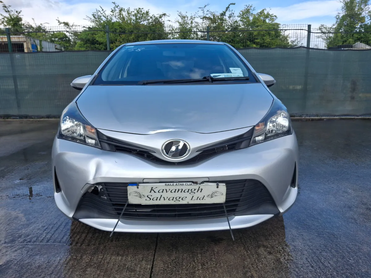 2016 Toyota Vitz  1.3 Petrol  Automatic.Drive away - Image 4