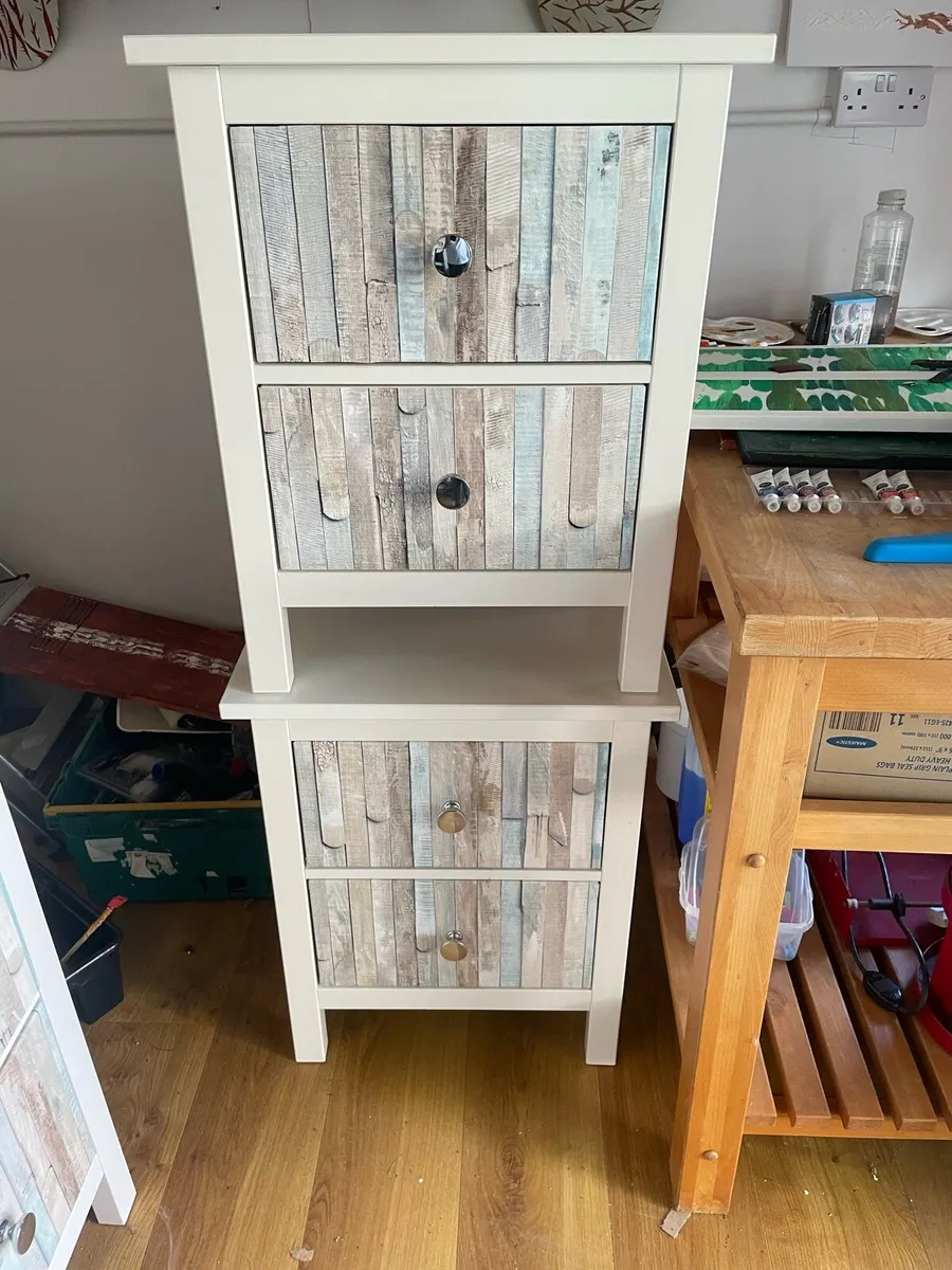 2 lockers + 3 drawer chest of drawers - Image 2