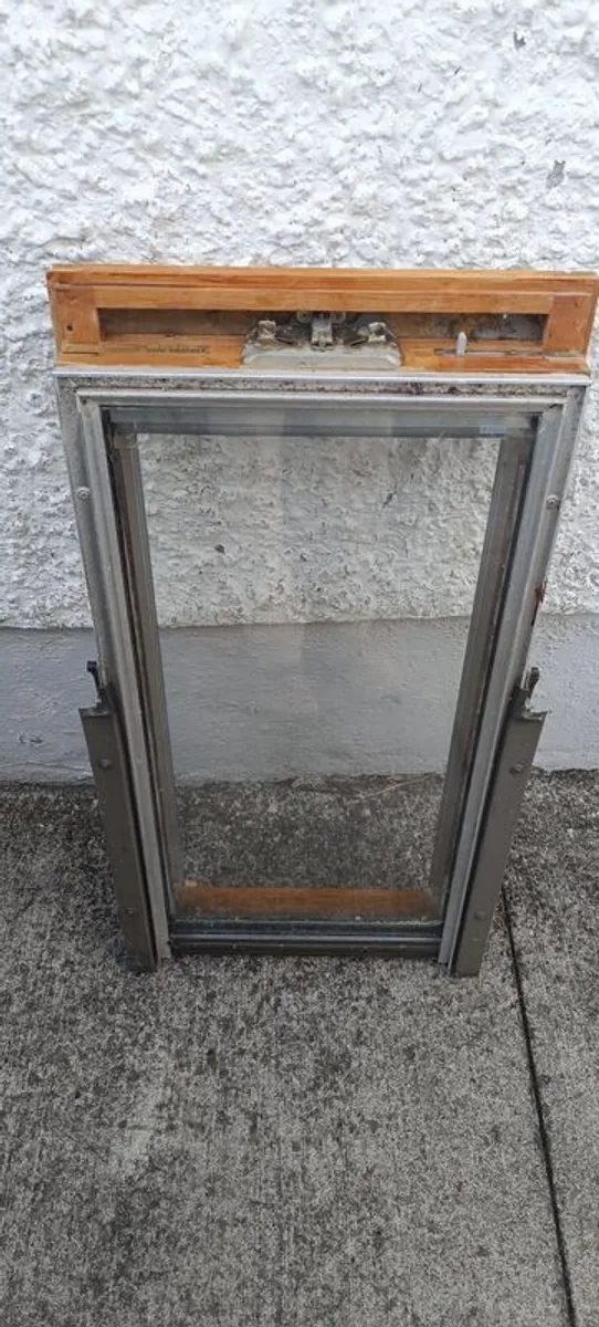 roof window - Image 3