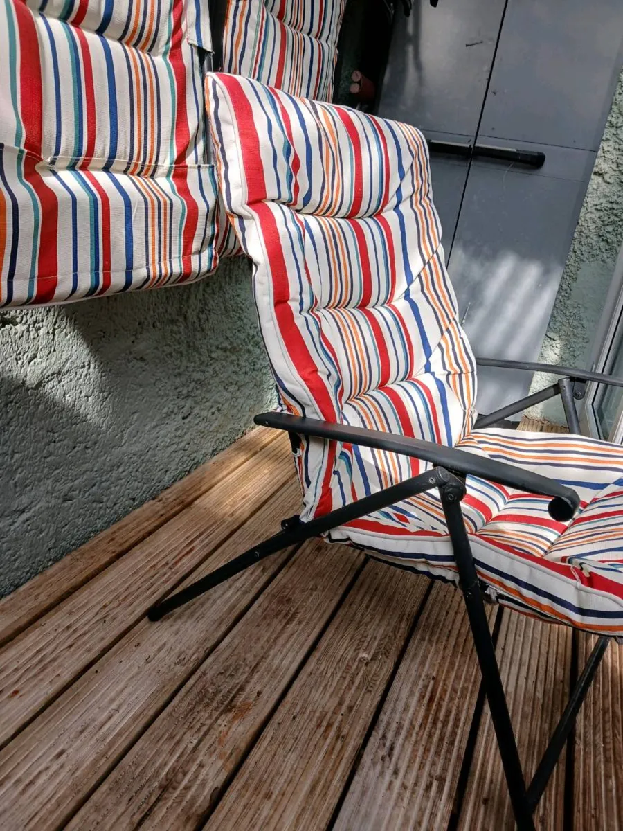 Sun chairs - Image 2