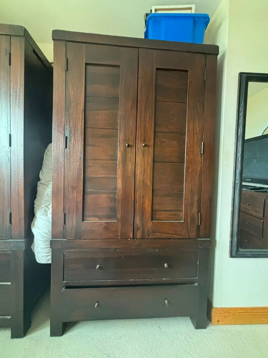 Furniture - Image 4