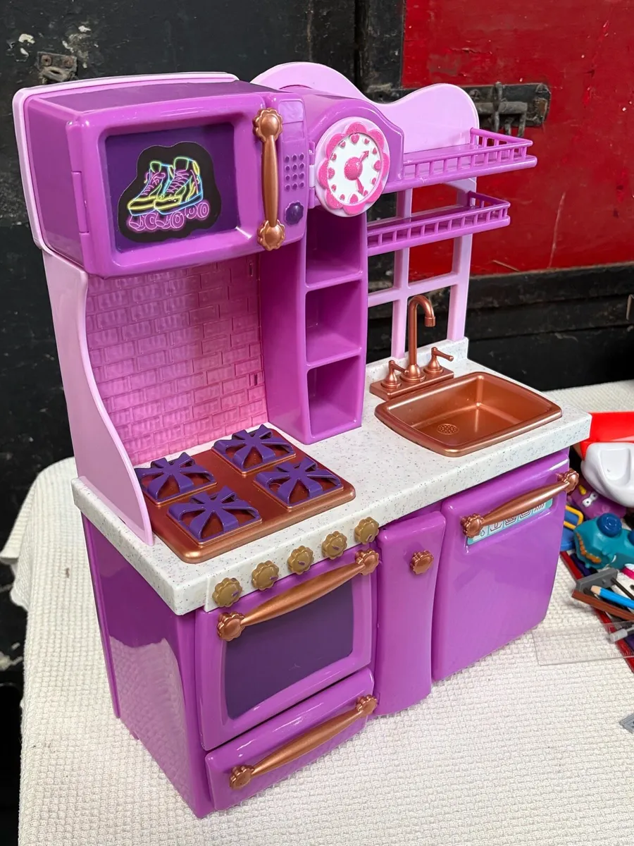 Barbie kitchen - Image 2
