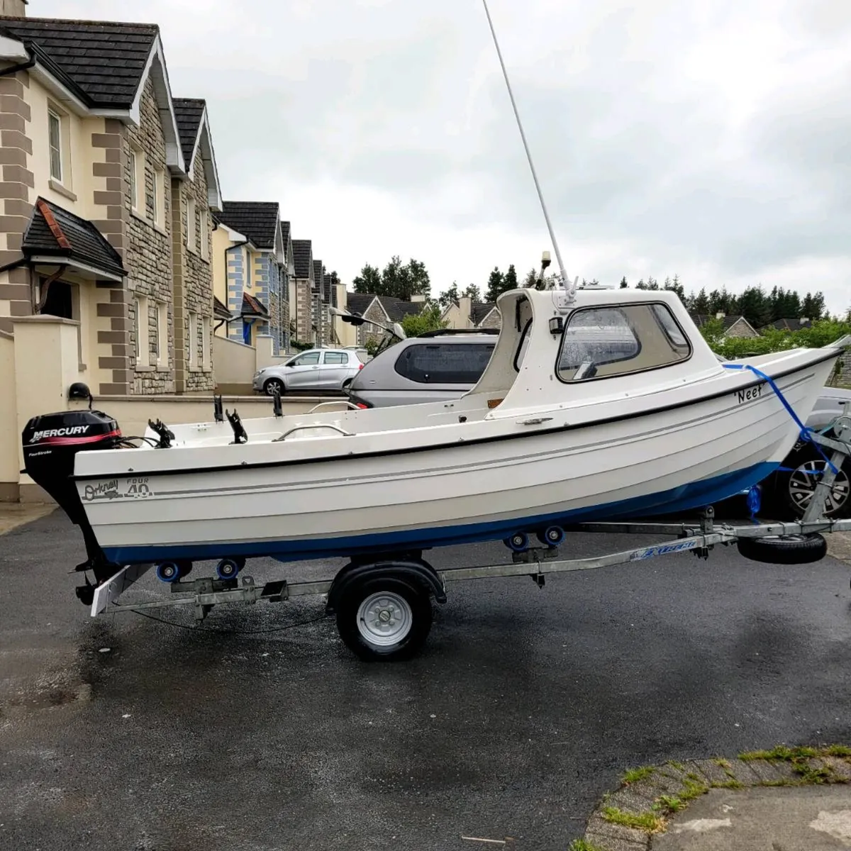 Orkney 440 mercury 15hp extreme roller trailer - Image 4
