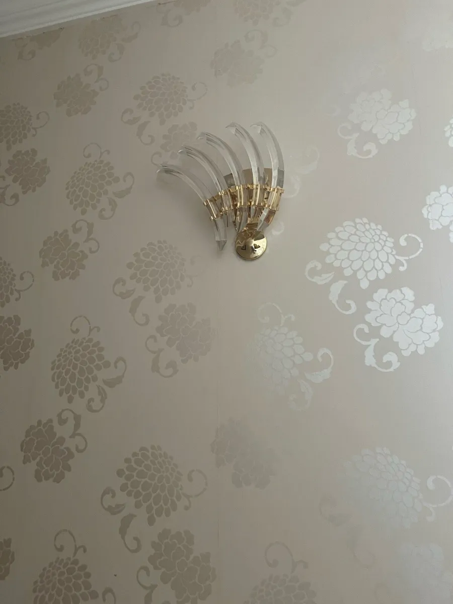 Hand-Carved Murano Glass Light Fixtures - Image 2