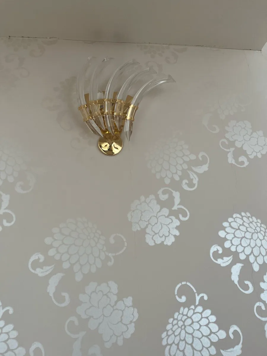 Hand-Carved Murano Glass Light Fixtures - Image 4