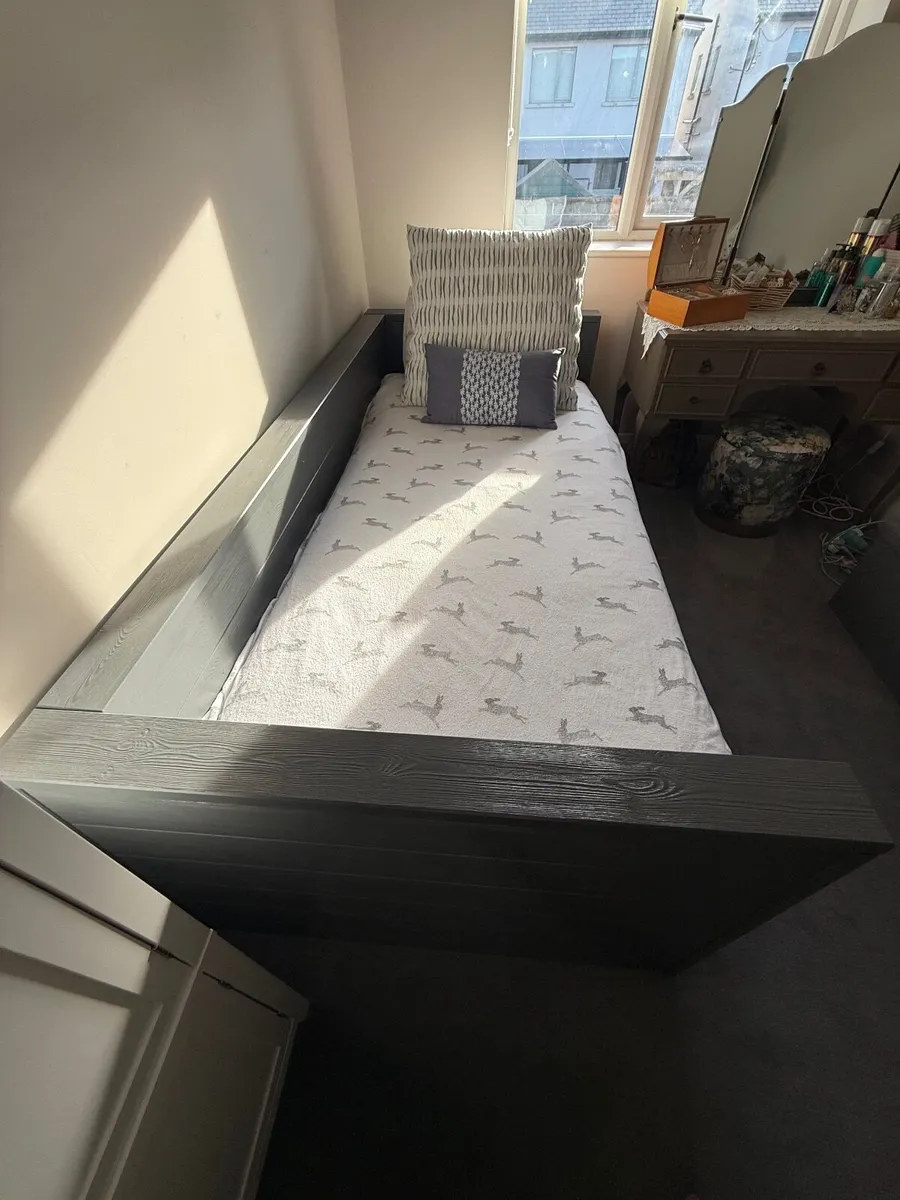 Day Bed | Single | Dark Grey - Image 4