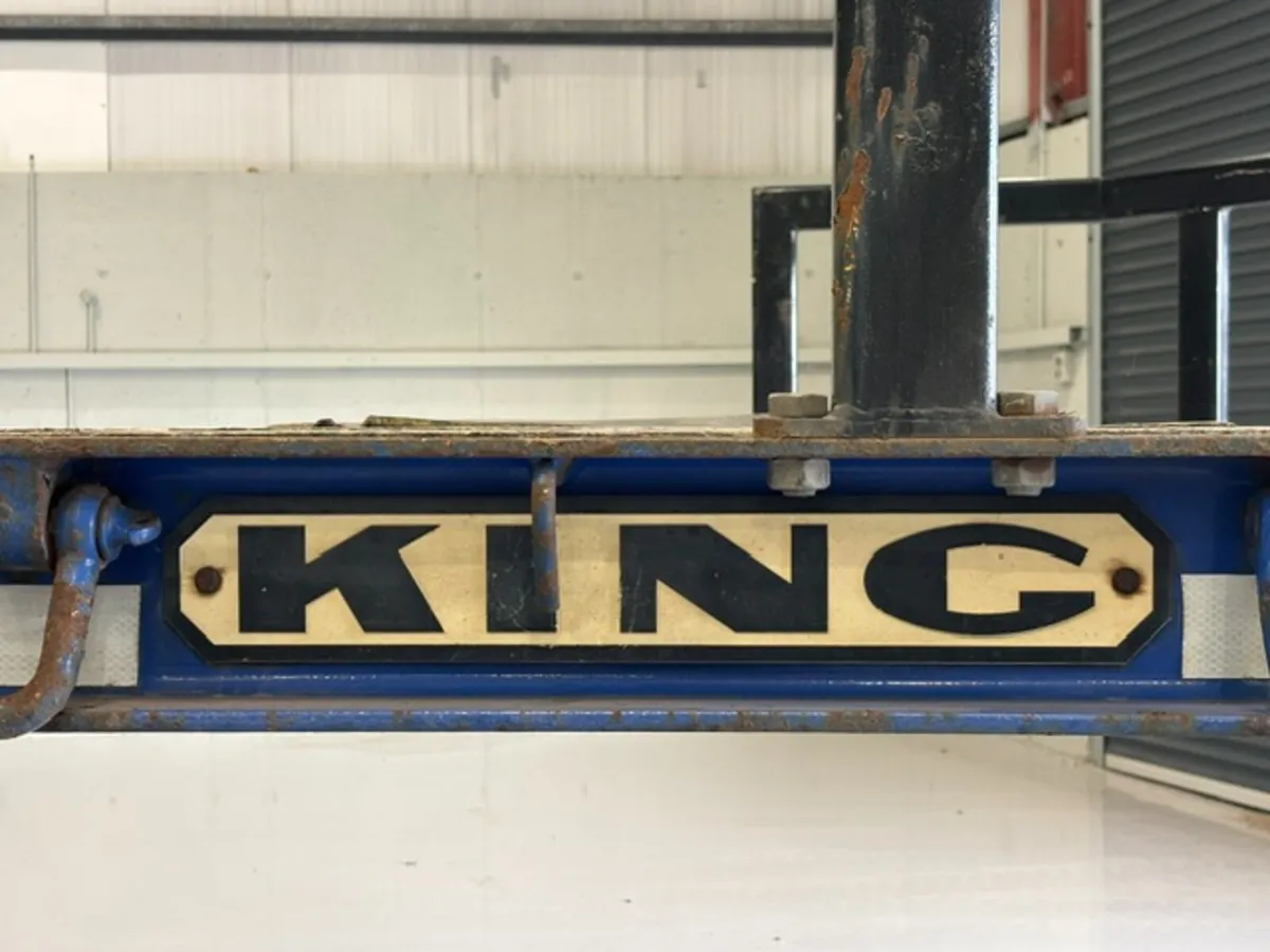 2007 KING 37FT TRI-AXLE LOADER - Image 4