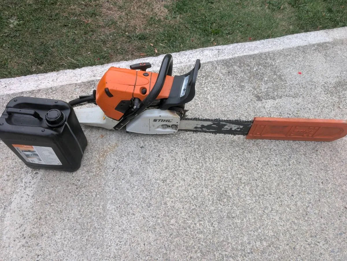 Stihl MS 441 Professional Chainsaw - Image 1