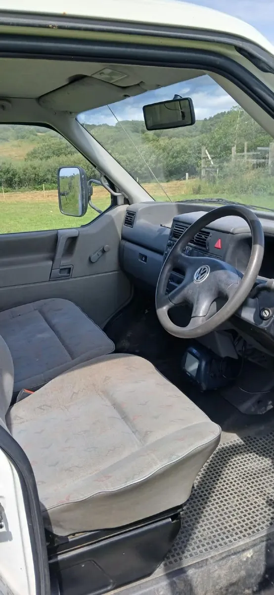 Volkswagen Transporter 2001 - Image 3