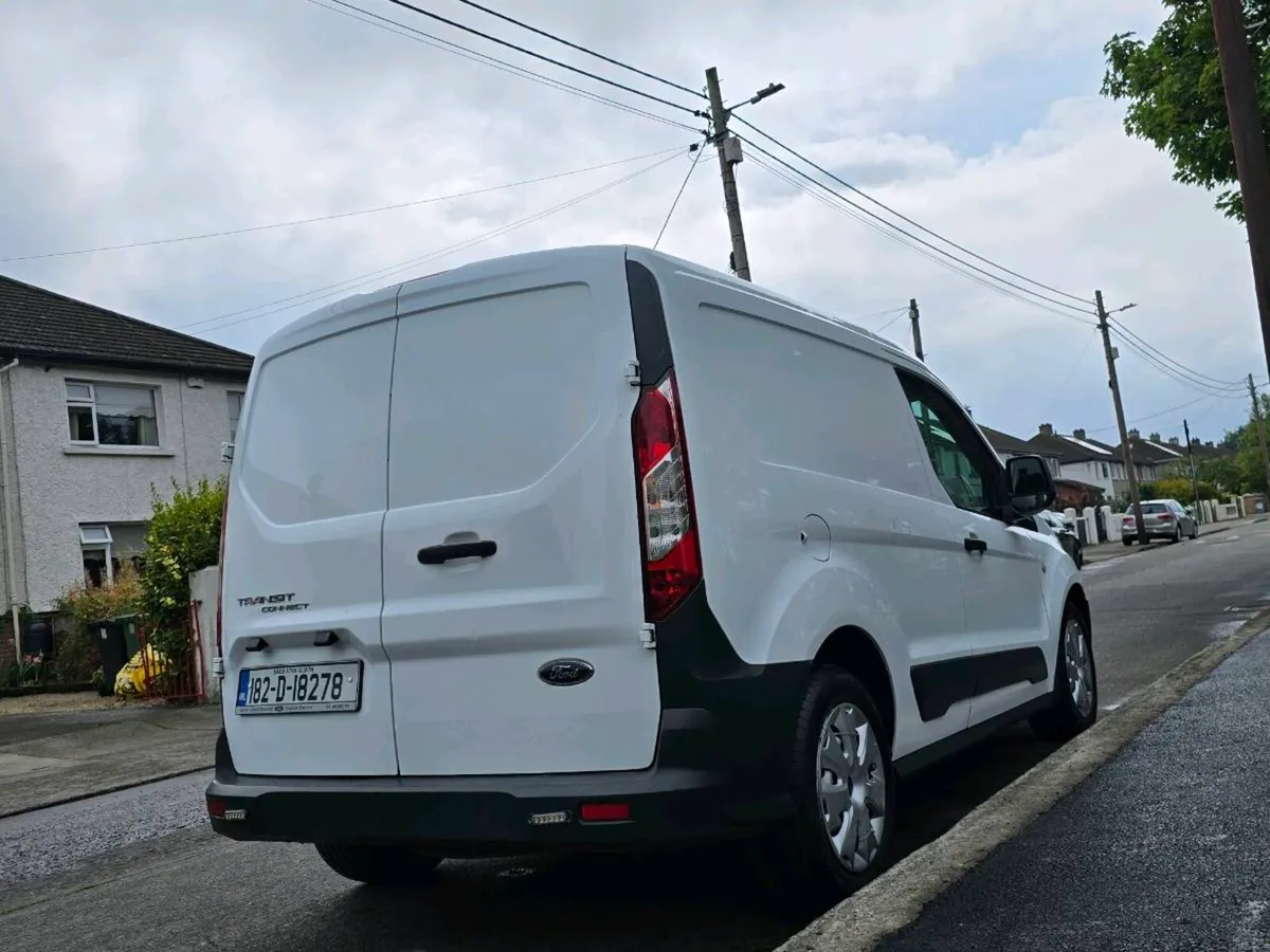 2018 ford transit connect new cvrt NO VAT 1owner - Image 4