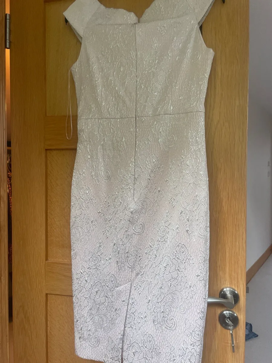 Dresses - Image 3
