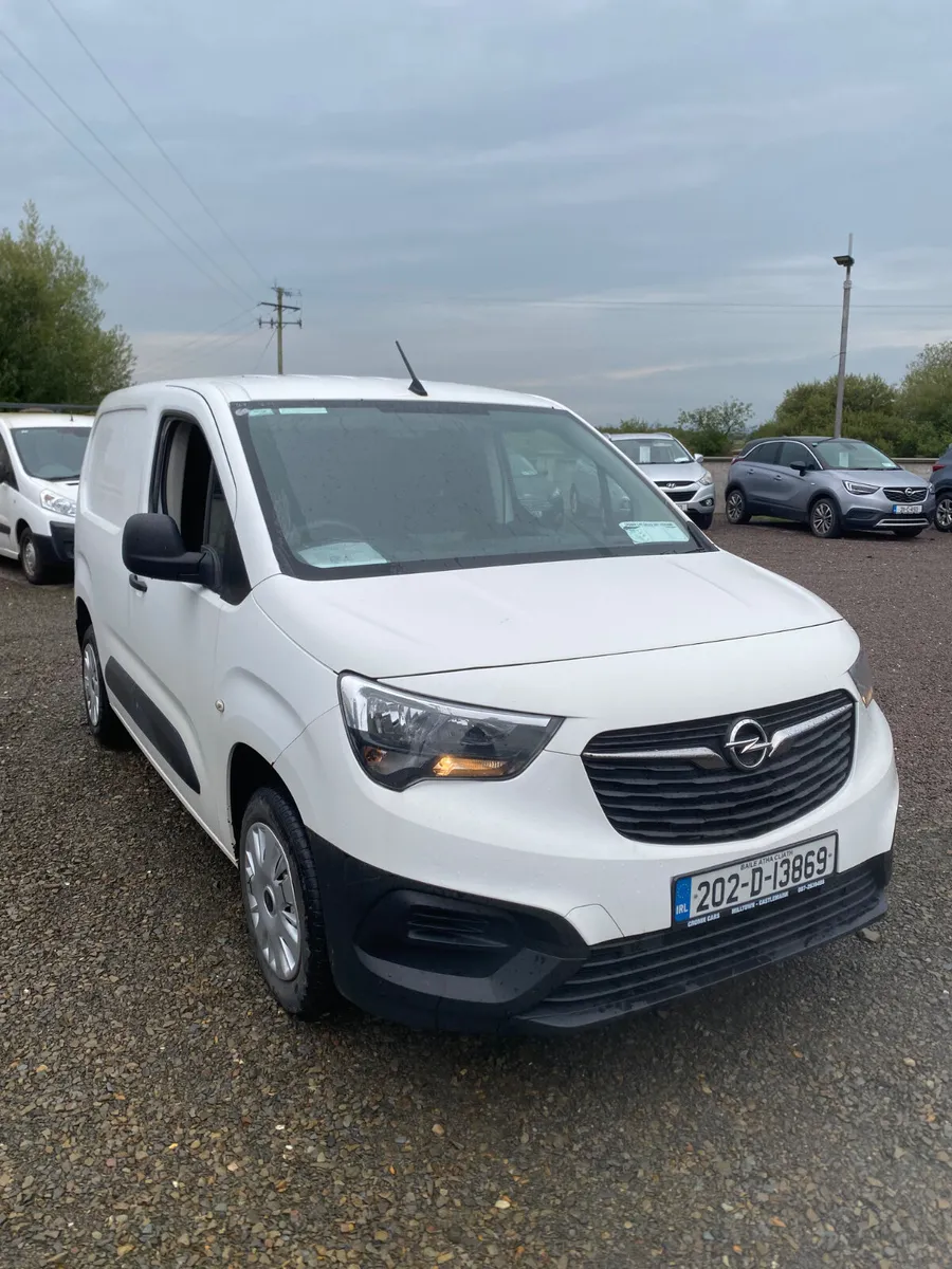 Opel Combo 2020 - Image 1