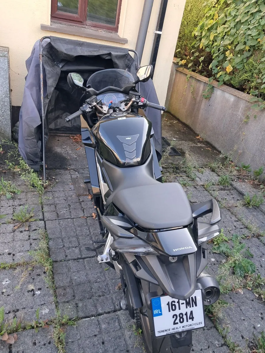 Honda VFR 800 - Image 2