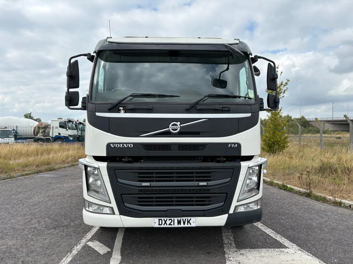 Volvo Beavertail - Image 2