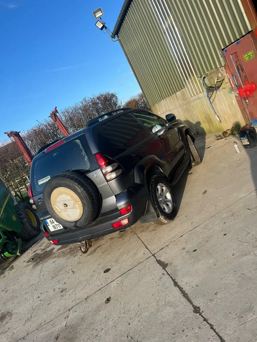 2004 Land Cruiser low milage - Image 3