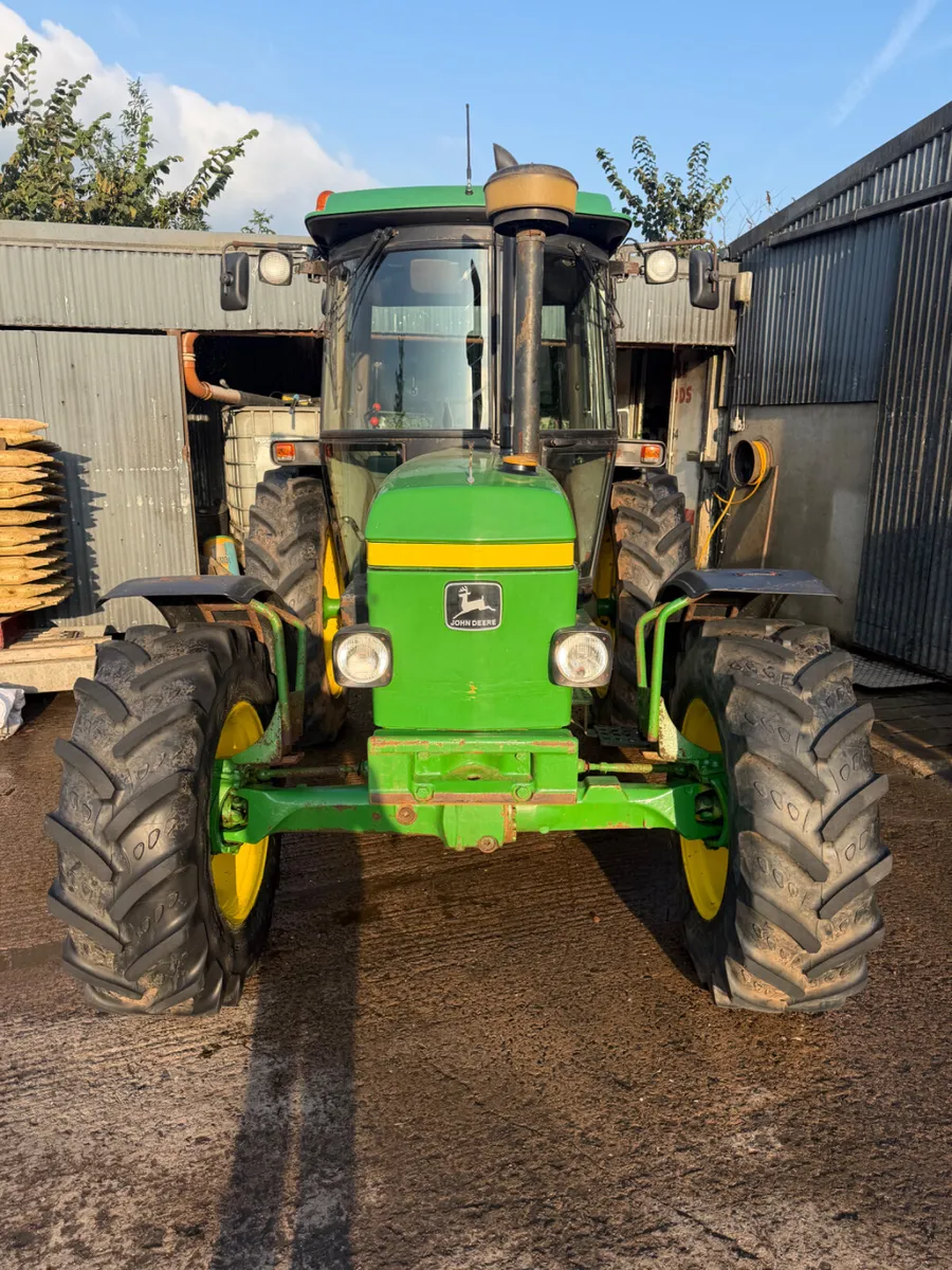 John Deere 2850 - Image 2
