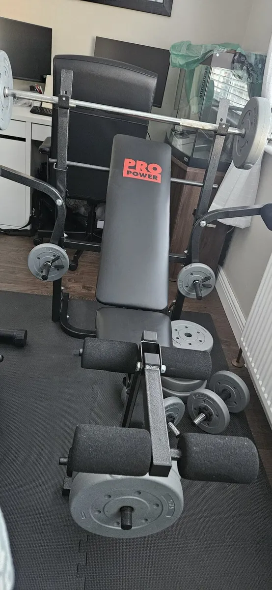 Pro Power Weight Bench in excellent condition - Image 3