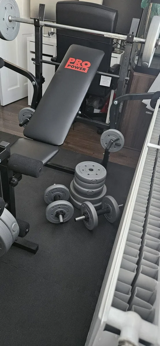 Pro Power Weight Bench in excellent condition - Image 4