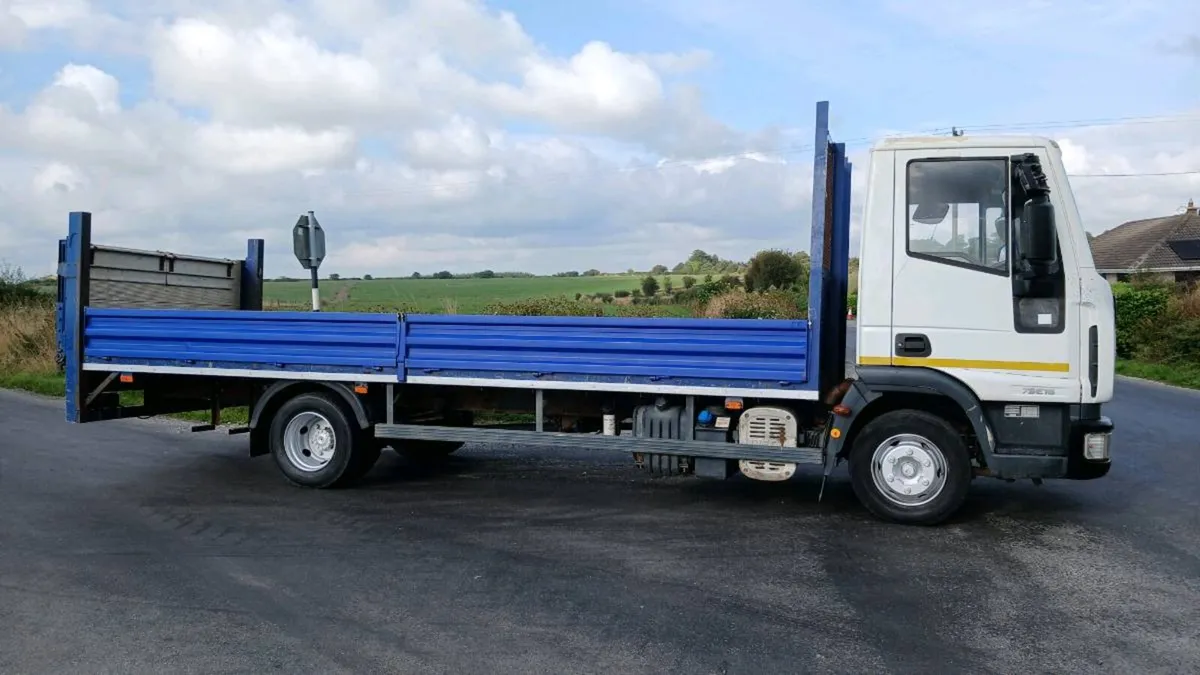 iveco 7.5 ton flat bed  Test 10-26 tax 1-26 - Image 4