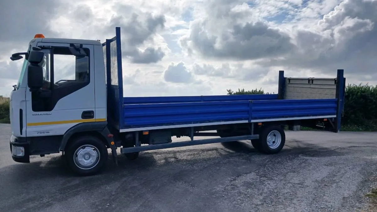 iveco 7.5 ton flat bed  Test 10-26 tax 1-26 - Image 3