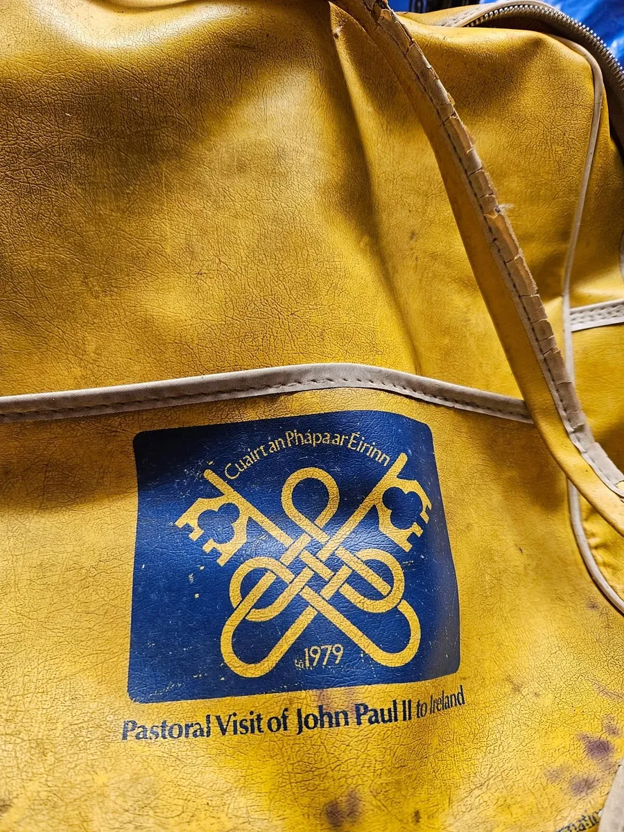Vintage Pope John Paul II Bag - Image 4