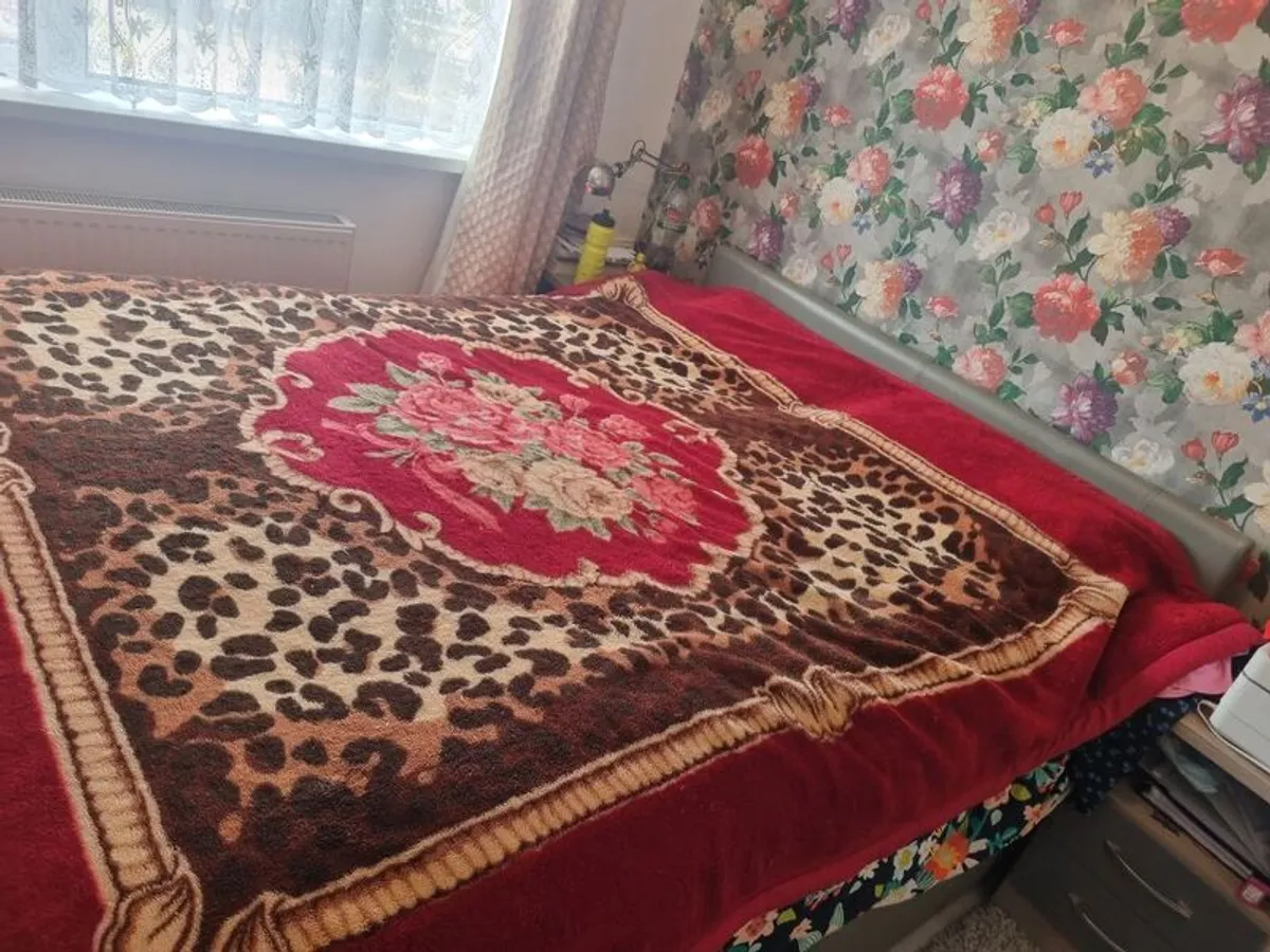 King Size Ottoman Bed - Image 1
