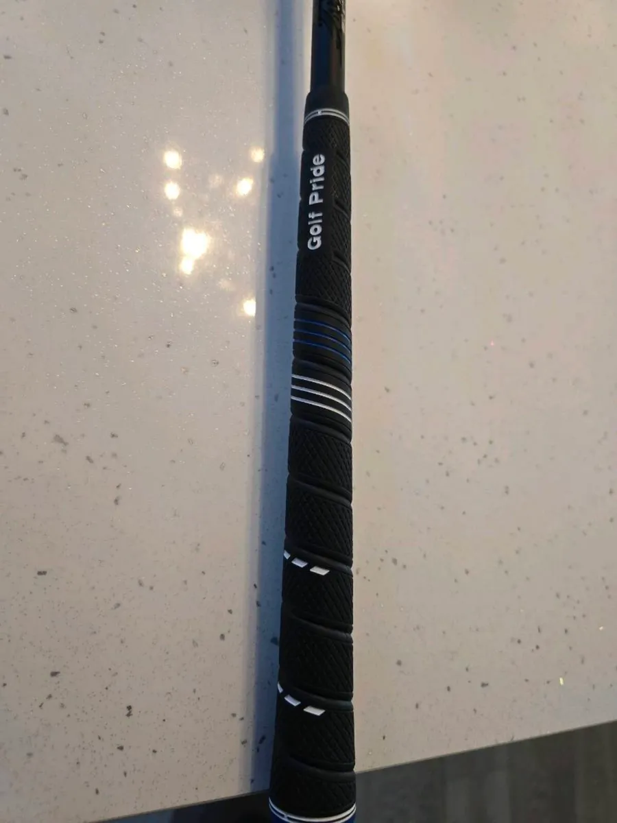 Taylormade Qi35 driver - Image 2