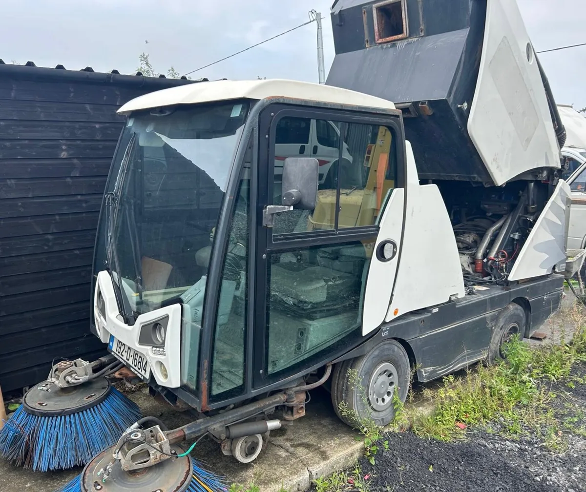 Johnston Road Sweeper 2019 - Image 2