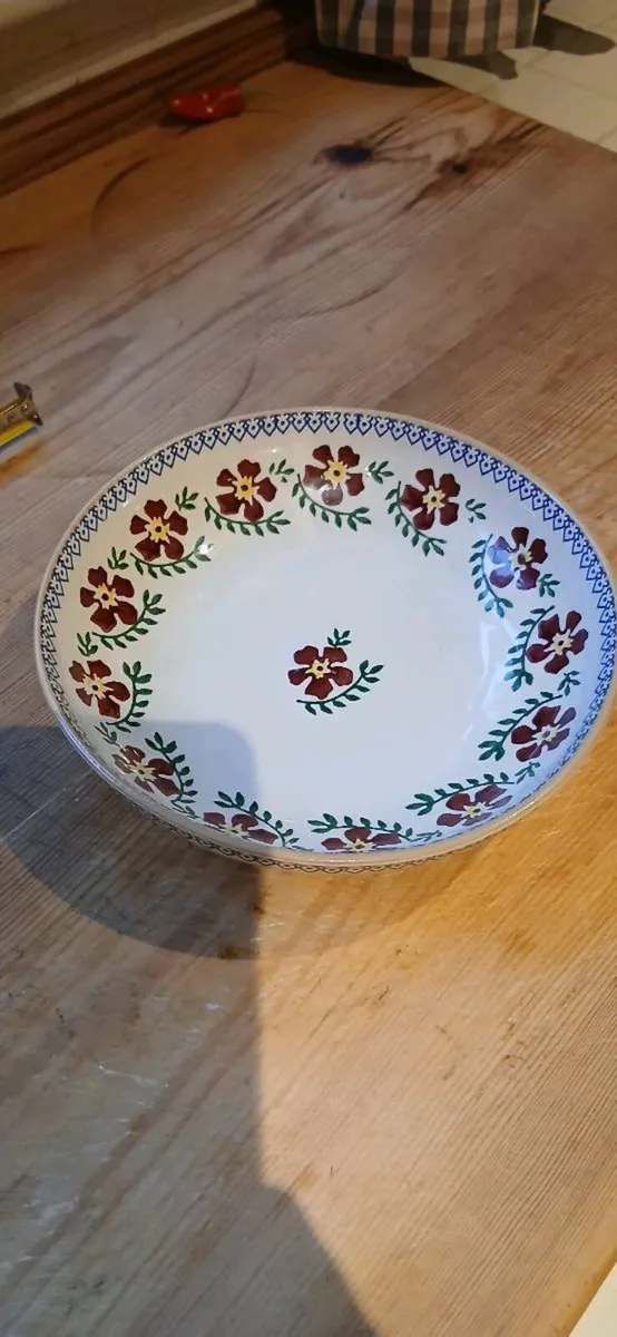 Nicholas Mosse bowl - Image 1