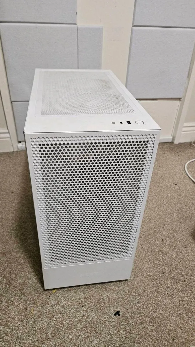 Nzxt case white H5 - Image 1