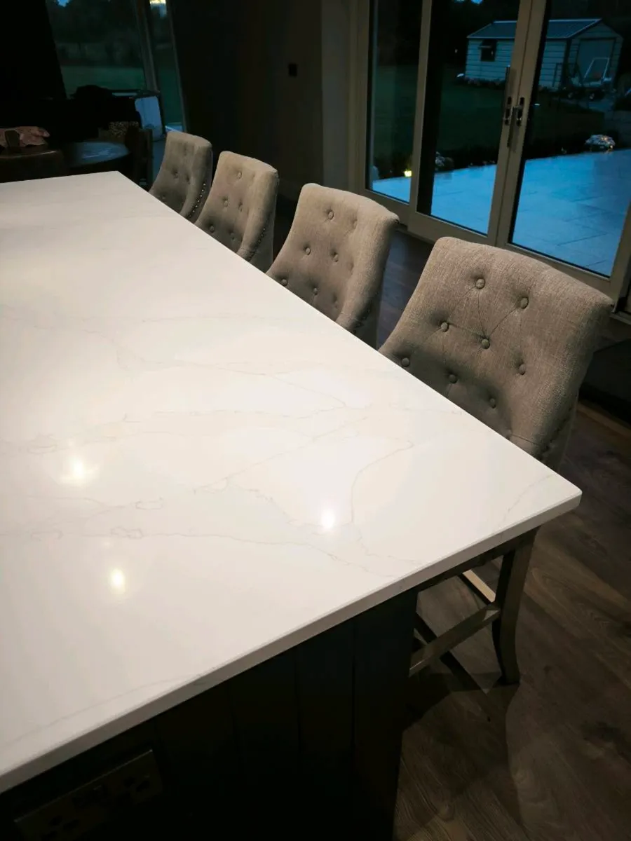 Diamond Furniture Island Stools - Image 2
