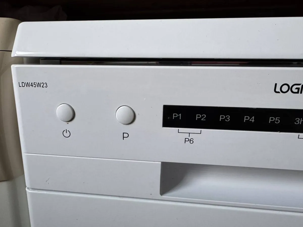 Dishwasher - Image 2