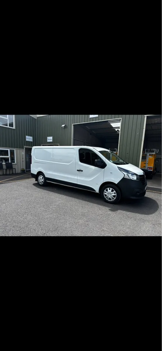 Renault traffic van - Image 3