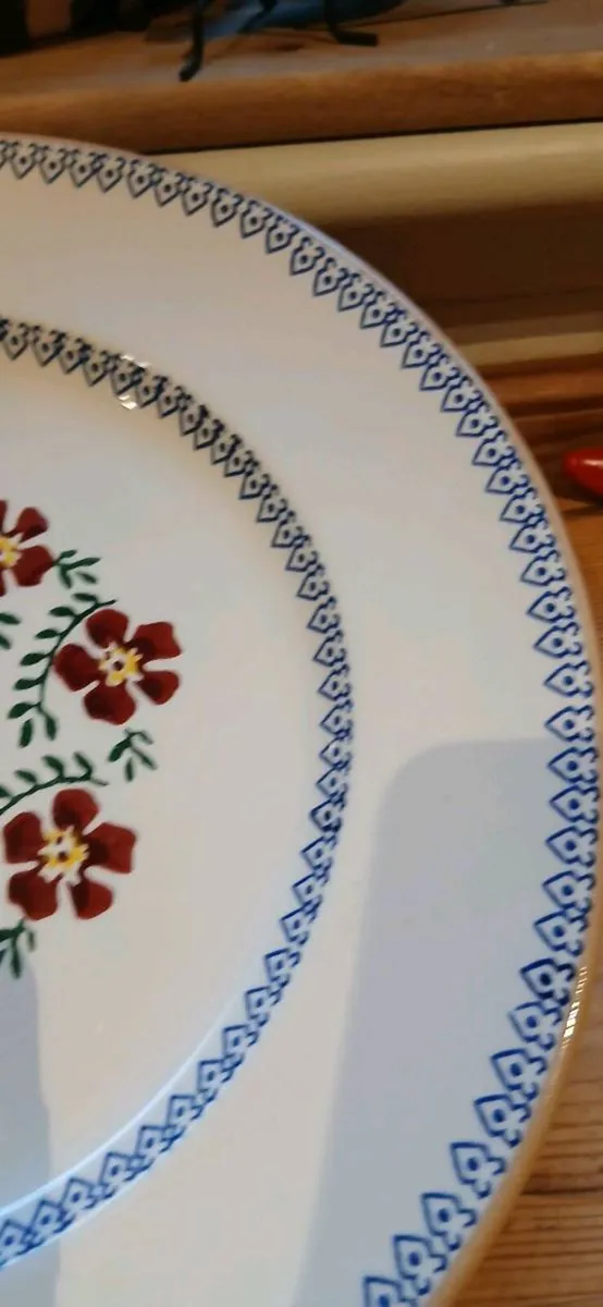 Nicholas Mosse dinner plate - Image 4
