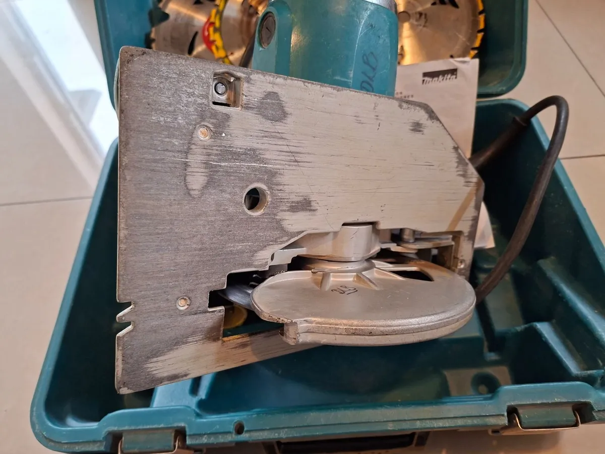 Makita 5007MGA Magnesium 185mm Circular Saw 110v - Image 4