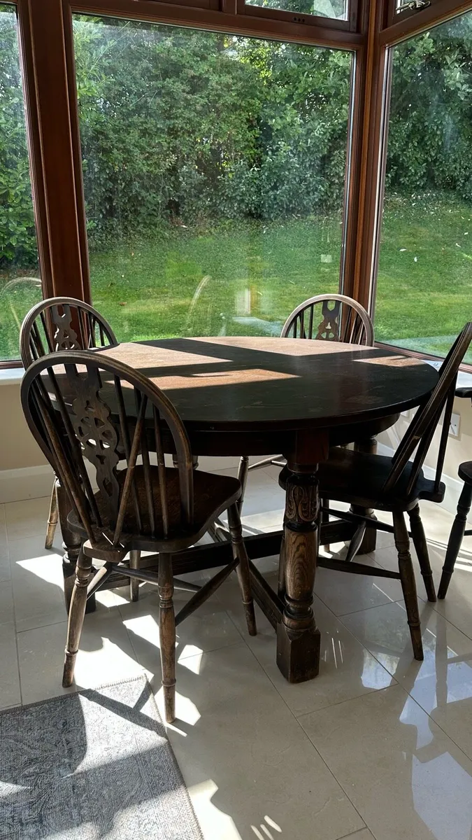 Wooden Table & 6 Chairs - Image 1