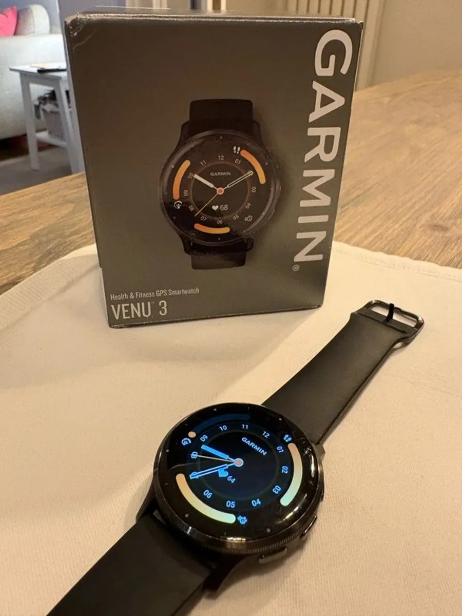 Garmin Venu 3 smartwatch - Image 1
