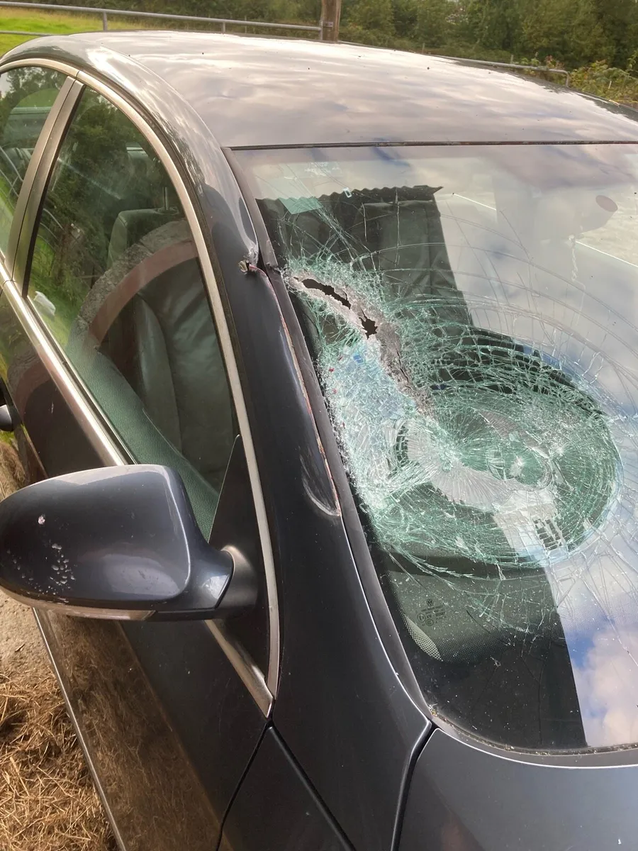Car breaking or repairable - Image 3
