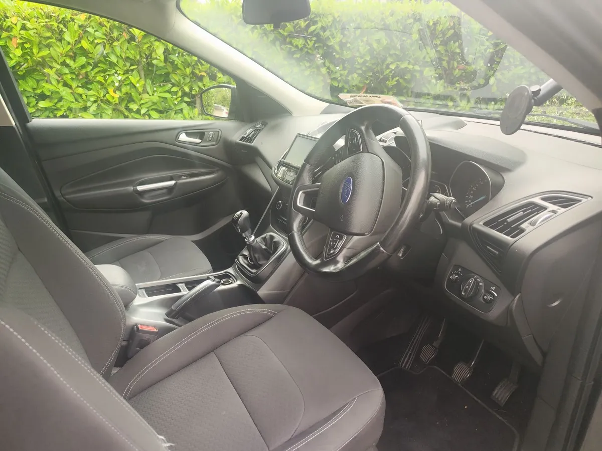 Ford Kuga 2018 - Image 4
