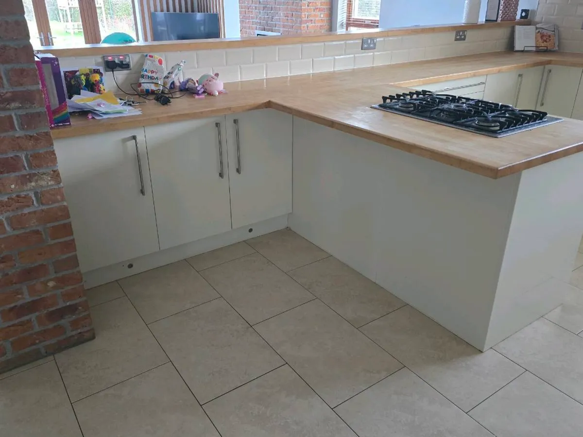Kitchen units - Image 4