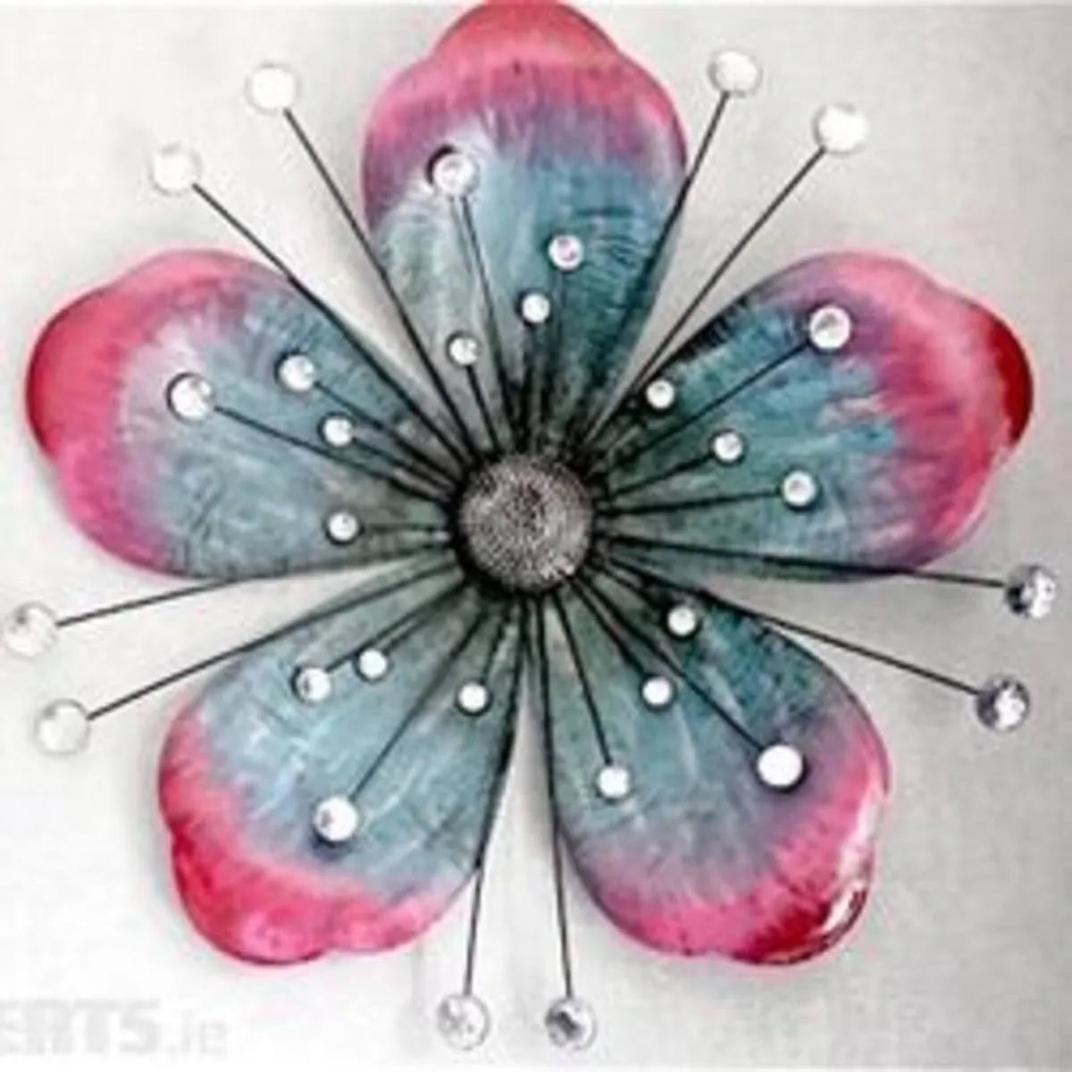 Decorative metallic flower light reflecting effect - Image 3