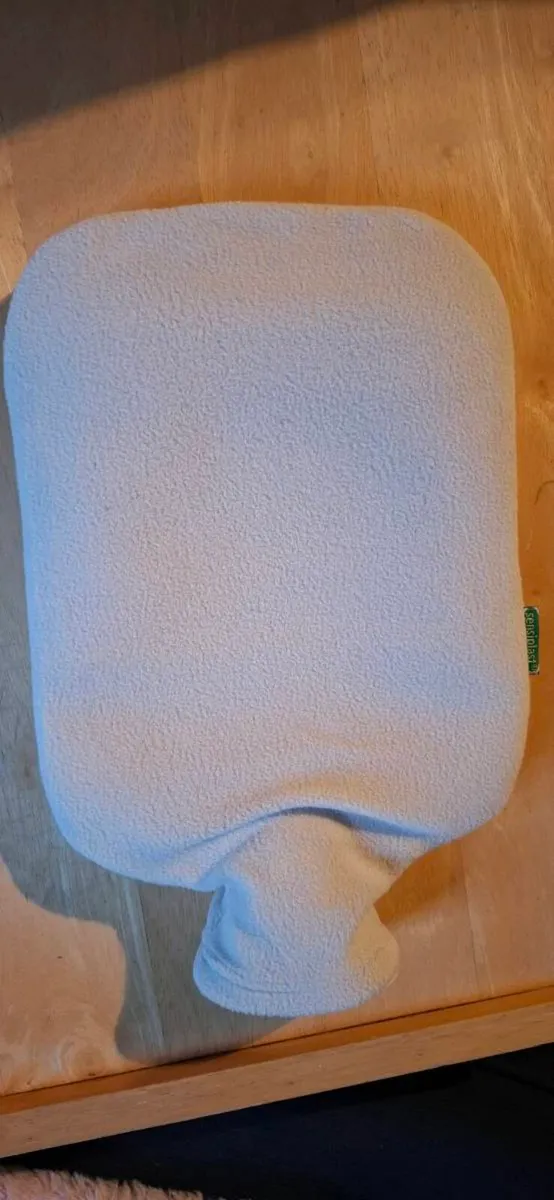 Hot water bottles - Image 2