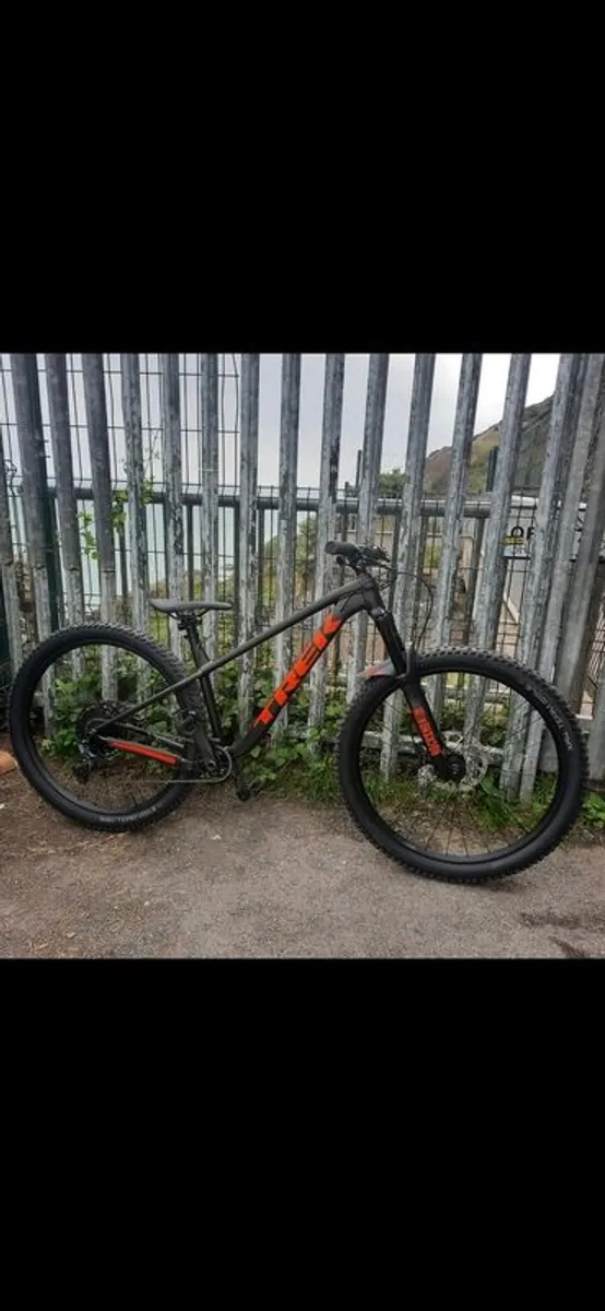 Trek Roscoe 8 - Image 3