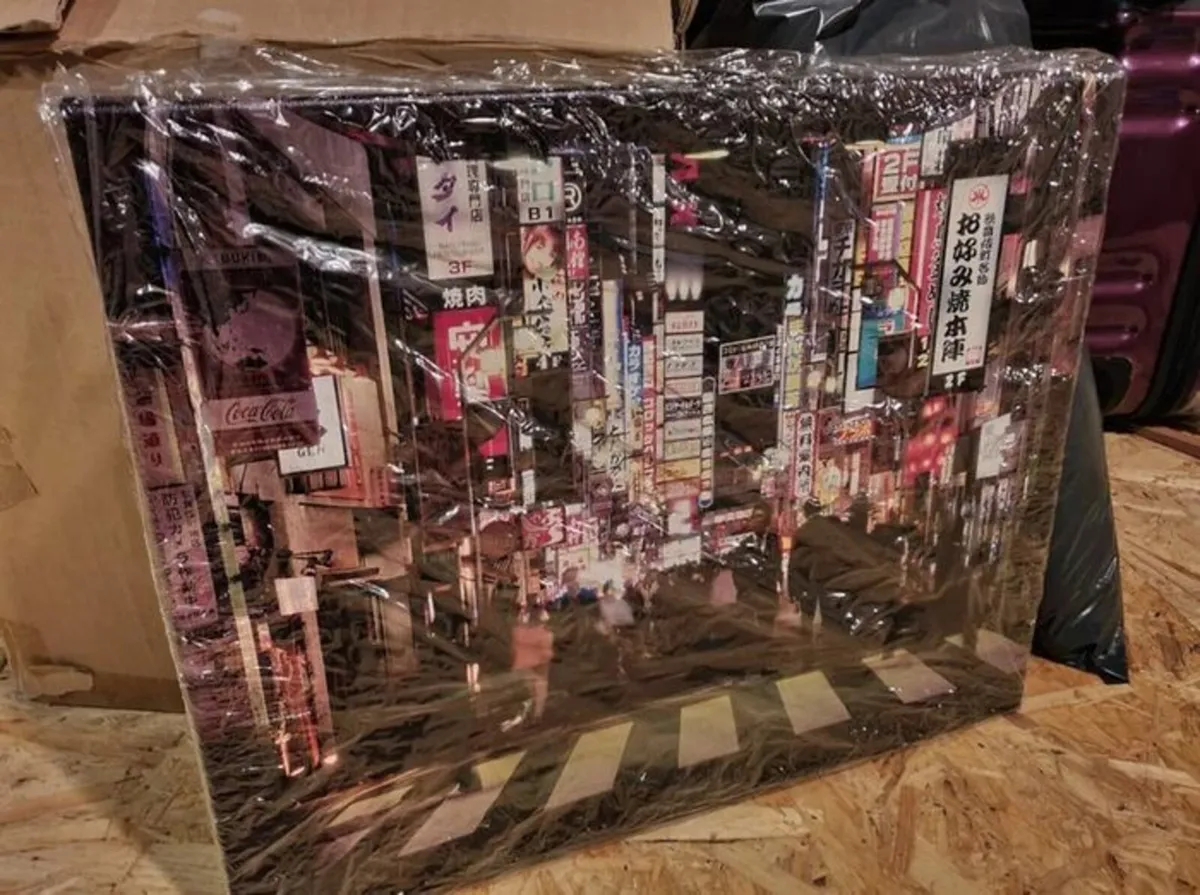 Tokyo Wall Art: Japanese Street Life - Shinjuku - Image 3