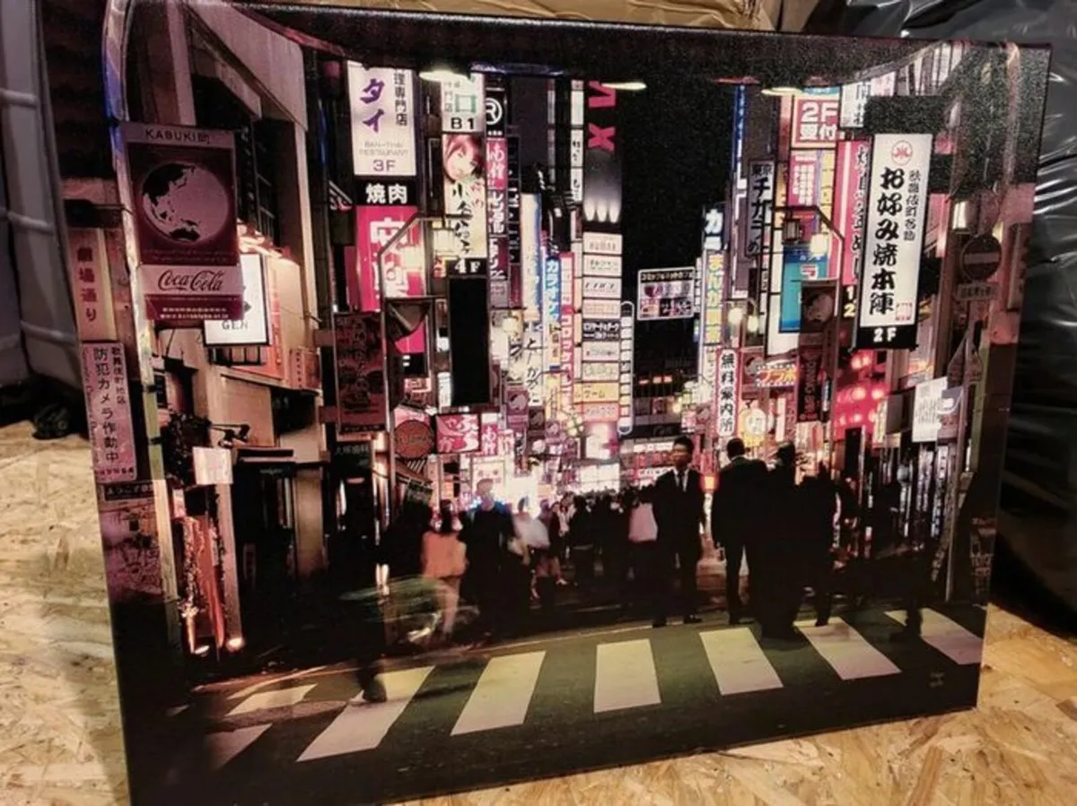 Tokyo Wall Art: Japanese Street Life - Shinjuku - Image 4