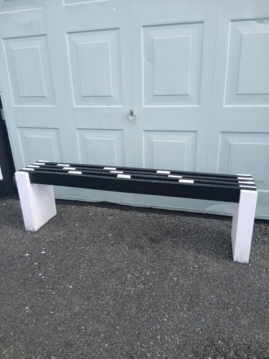 Garden timber seats - Image 1