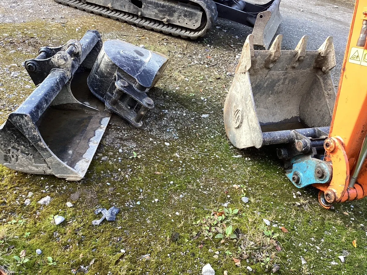 Mini digger - Image 3