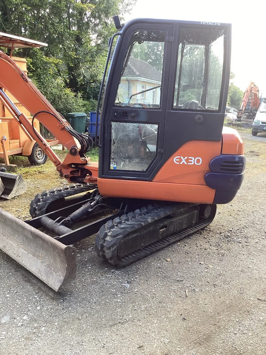 Mini digger - Image 1
